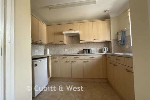 1 bedroom flat for sale, Portman Court, Uckfield TN22