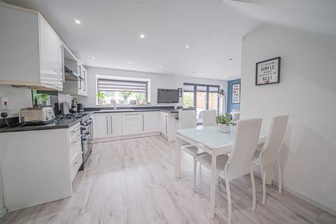 undefined, Shelwick Grove, Dorridge, B93