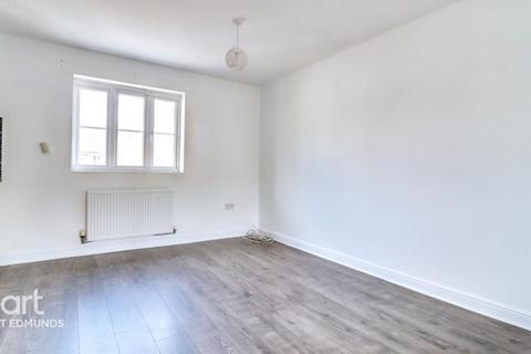undefined, Blackbird Drive, BURY ST EDMUNDS