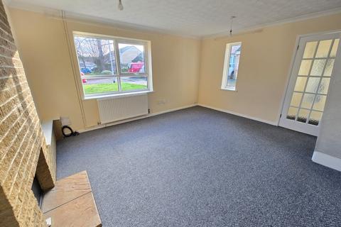3 bedroom semi-detached house to rent, Anderson Walk, Bury St Edmunds