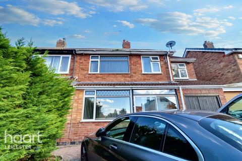 4 bedroom semi-detached house for sale, Shrewsbury Avenue, Leicester