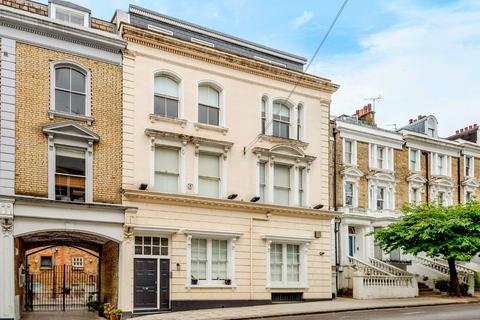 Belsize Crescent, Belsize Village, London, NW3