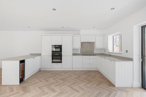 4 bedroom semi-detached house for sale, St. Johns Road, Sevenoaks, TN13