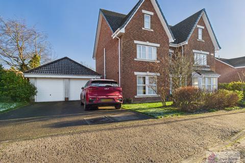 Strathallan Avenue, Hairmyres, East Kilbride G75