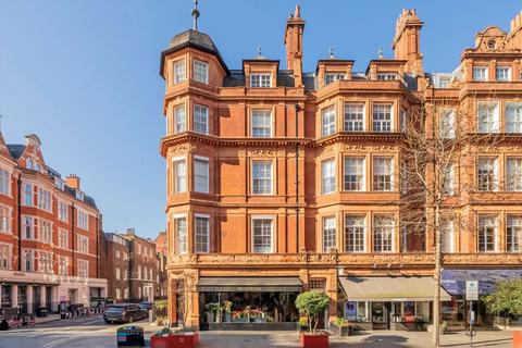 North Audley Street, London W1K