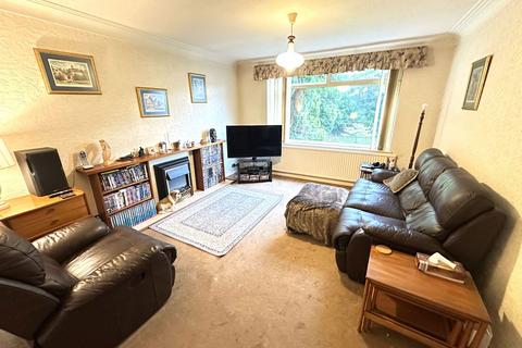 4 bedroom semi-detached house for sale, 33 Cemetery Road, Royton, Oldham, OL2 5SW