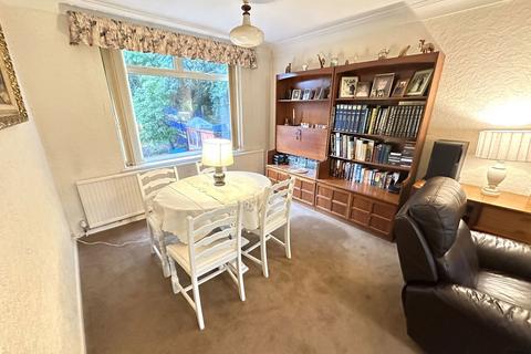 4 bedroom semi-detached house for sale, 33 Cemetery Road, Royton, Oldham, OL2 5SW