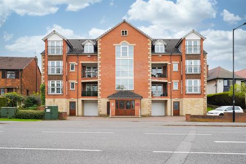 3 bedroom apartment to rent, Manchester Road, Crosspool, Sheffield