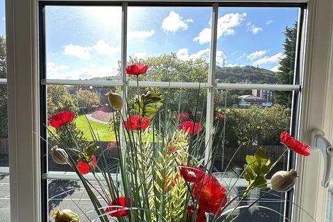 undefined, Holbeck Hill, Albany House, YO11