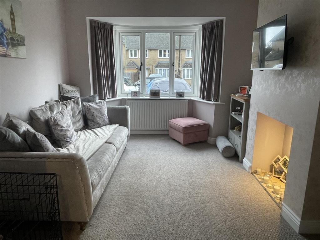 Sitting Room.JPG