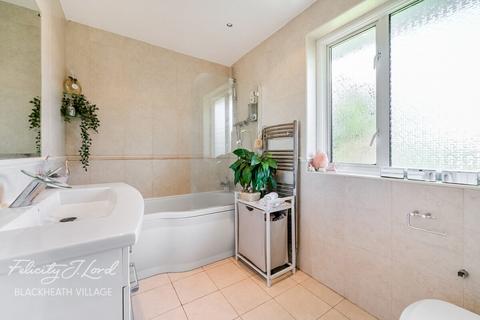 undefined, Woodyates Road, London SE12