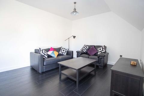 2 bedroom private hall to rent, 15 Monument Court, Nevilles Cross, Durham