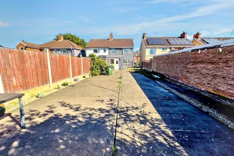 undefined, Scunthorpe DN17