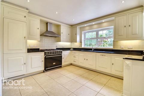 undefined, Regents Drive, Repton Park
