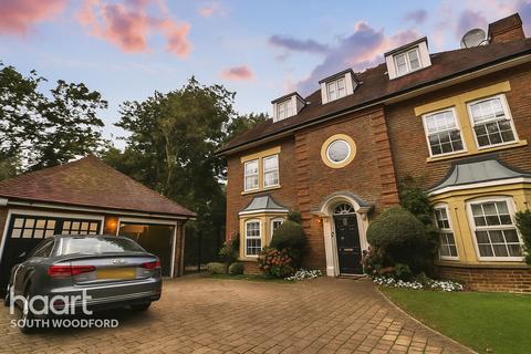 undefined, Regents Drive, Repton Park