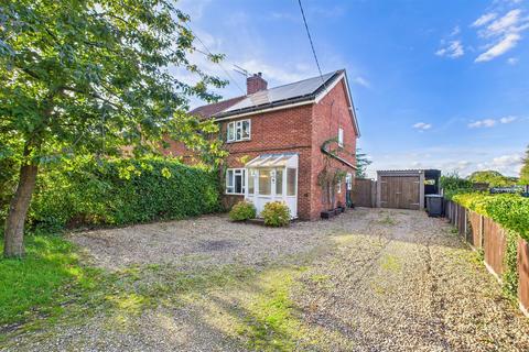 undefined, Heath Road, Elsing