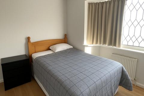 undefined, Wrens Avenue, Greater London TW15