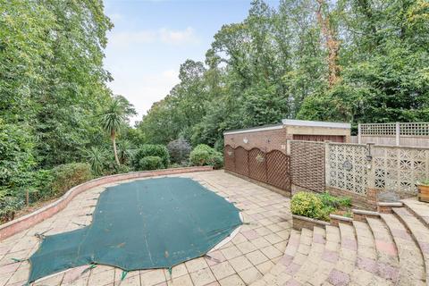 5 bedroom detached house for sale, Birch Crescent, Aylesford