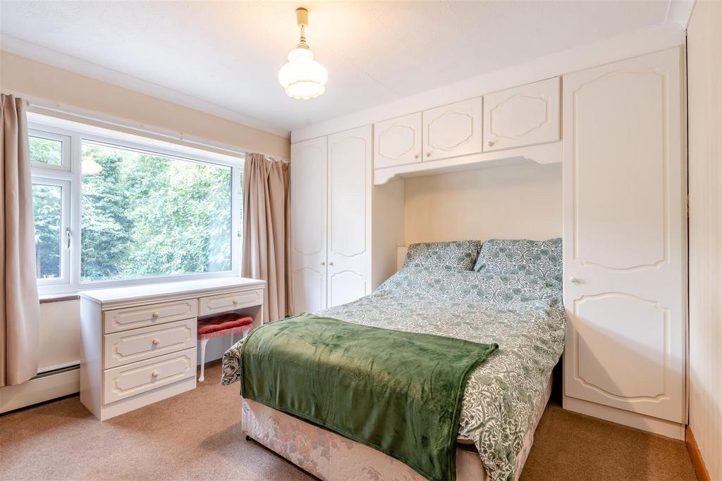 8664327-interior01.jpg