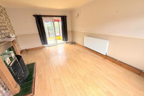 3 bedroom semi-detached house for sale, Alder Grove, Halifax HX2