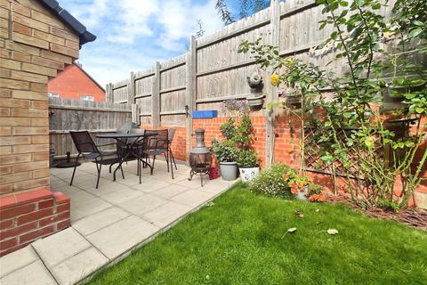 3 bedroom semi-detached house for sale, Hedge Furlong, Buckingham MK18