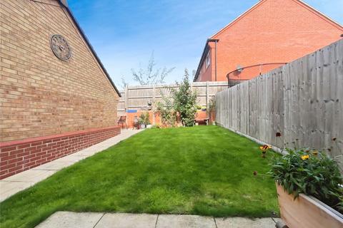 3 bedroom semi-detached house for sale, Hedge Furlong, Buckingham MK18