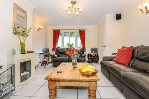 undefined, Newbury, Berkshire, RG14