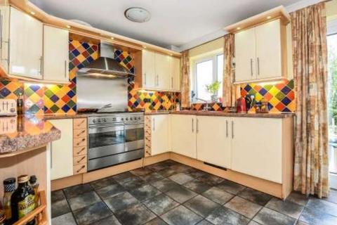 undefined, Newbury, Berkshire, RG14