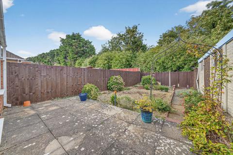 22 Coniston Road, Kettering, NN16 8UL