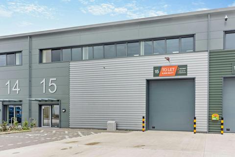 Warehouse to rent, 41 College Rd Aylesbury HP22 5EW
