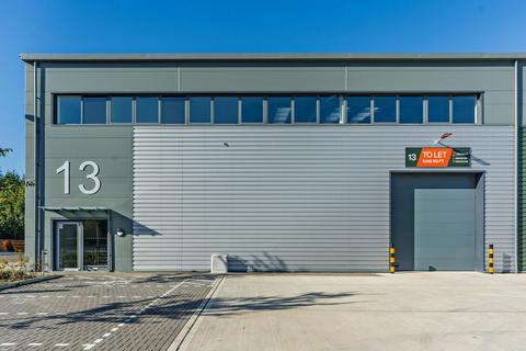 Warehouse to rent, 41 College Rd Aylesbury HP22 5EW