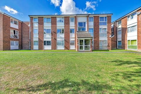 undefined, Swift Close, Royston SG8