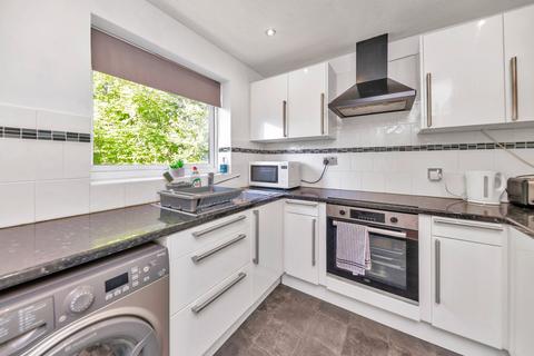 undefined, Swift Close, Royston SG8