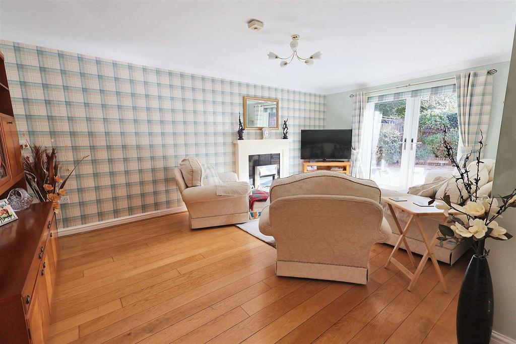 Marshall Close Calverton, Nottingham, NG14 6 RE