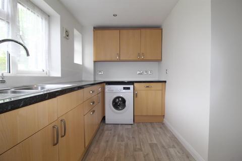 3 bedroom maisonette to rent, Ebberns Road, Hemel Hempstead HP3