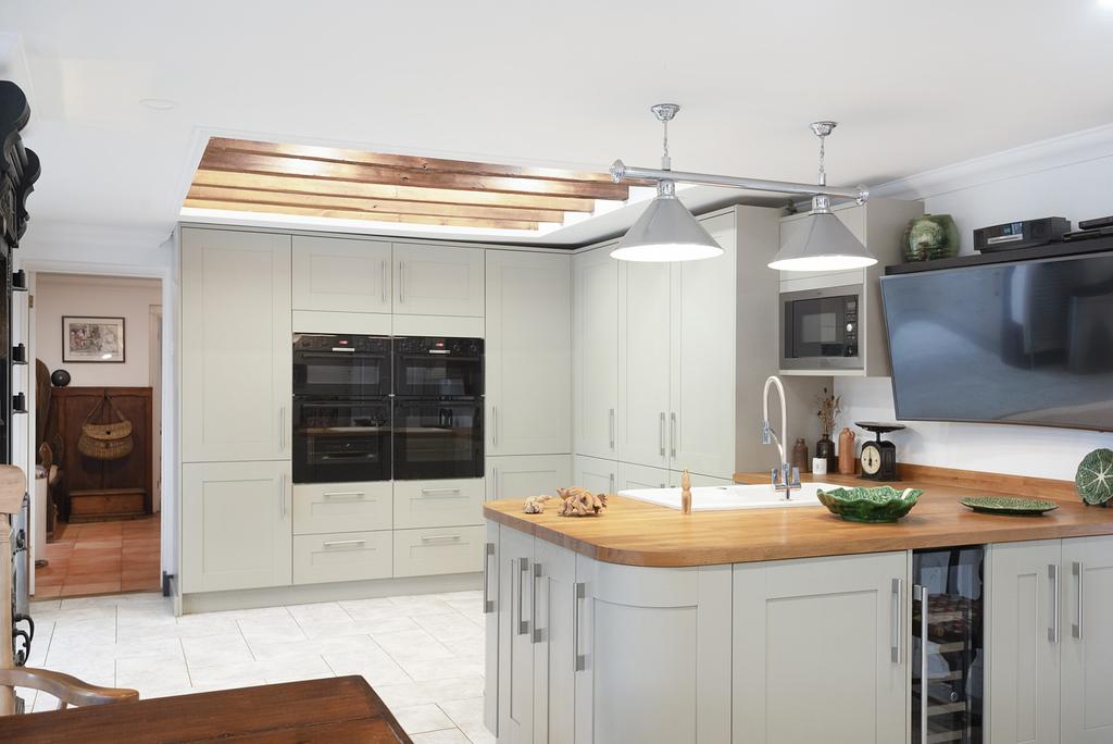 Kitchen/Dining