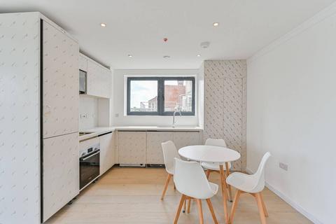 2 bedroom flat to rent, Lewisham High Street, Lewisham, London, SE13
