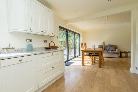 4 bedroom detached house for sale, Stonebridge Walk, Shepley, HD8