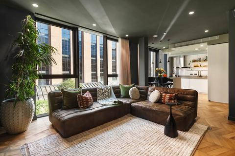 2 bedroom penthouse for sale, Circus Road West, Battersea, SW11
