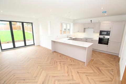 4 bedroom detached house for sale, Leicester Road, Leicester LE2