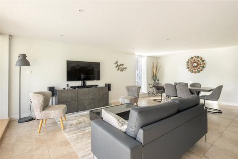 8 Aberdeen Square, Cambridge, CB2 8BZ