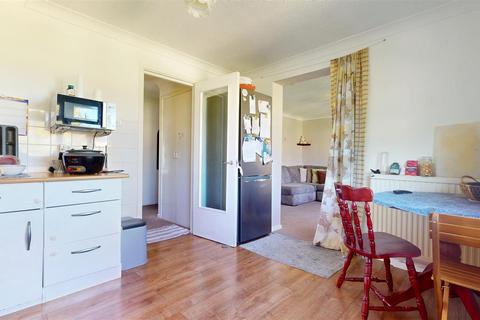 undefined, North Eleventh Street, Milton Keynes MK9