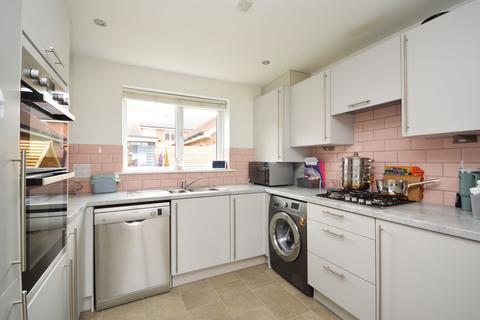 3 bedroom detached house for sale, Rothbart Place, Ashford TN25