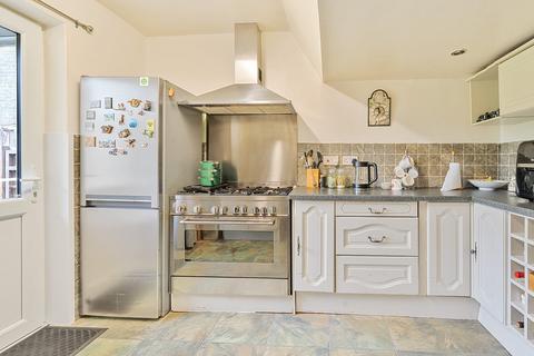 3 bedroom end of terrace house for sale, 5 Washington Drive, Warton, Carnforth, LA5 9RA