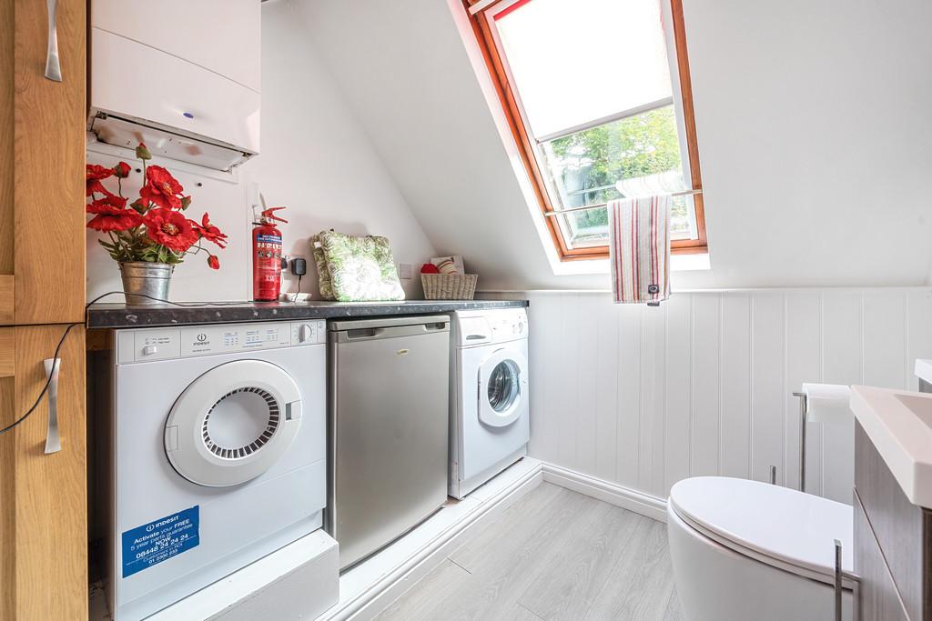 Utility/cloakroom