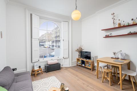 1 bedroom flat for sale, Myddelton Square, London EC1R