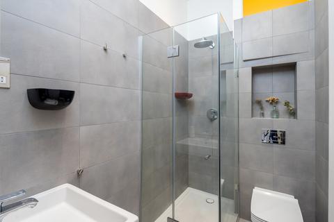 1 bedroom flat for sale, Myddelton Square, London EC1R