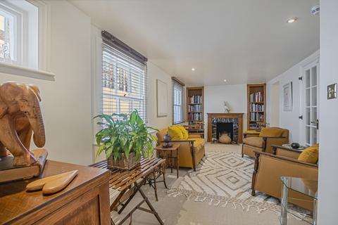 2 bedroom apartment to rent, Montpelier Square, Knightsbridge SW7