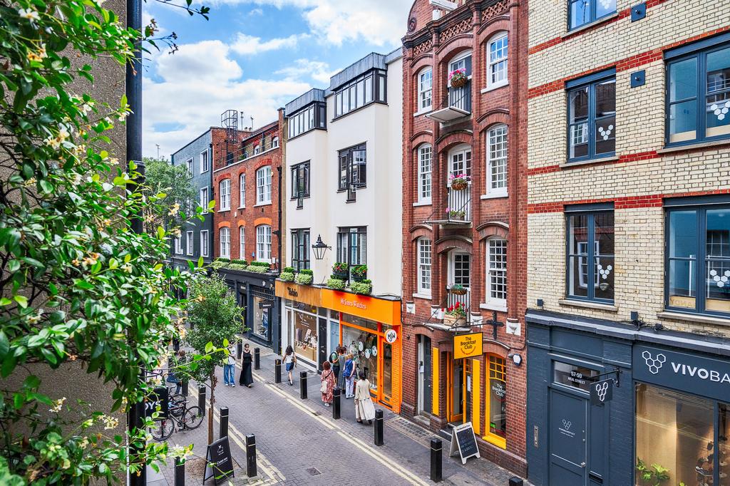 Neal Street 28