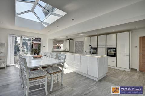 undefined, Cleadon Lea, Cleadon Village